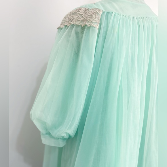 Vintage 1960’s Babydoll and Robe Peignoir Set - Picture 10 of 14